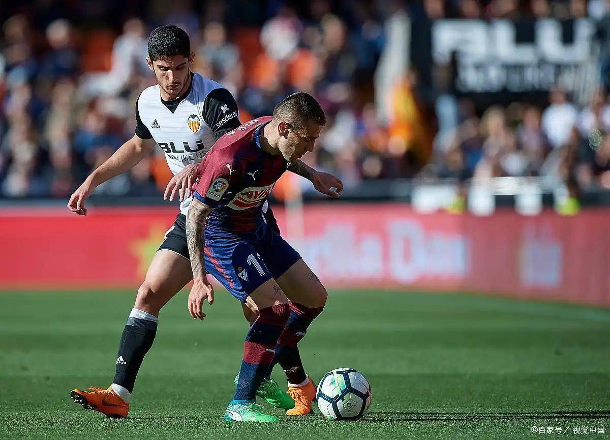 爱游戏官网今晚突围战来临，比利亚雷亚尔围绕国王杯绝杀压哨，态度坚定，阵容厚度经受考验的简单介绍